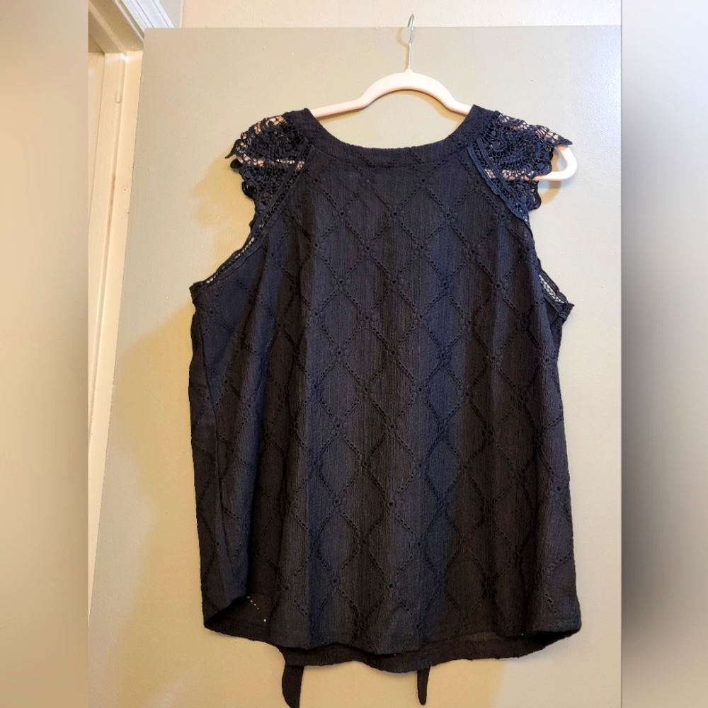 Elegant Black Lace Sleeveless Top (W Ties In The Back) Ladies SzXXL